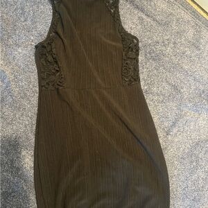 📍Pin striped body com dress 📍